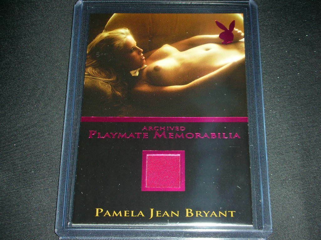 Playboy Wet & Wild 3 Pamela Jean Bryant Pink Foil Archived Memorabilia Card