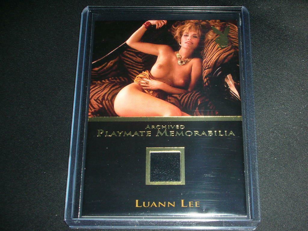 Playboy Barefoot Beauties Luann Lee Archived Memorabilia Card