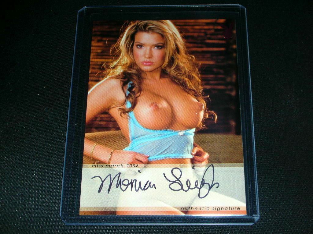 Playboy Sexy Vixens Monica Leigh Pink Foil Auto Card