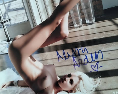 ALISSA ARDEN signed 8x10 PHOTO w/ PROOF! LOT 13