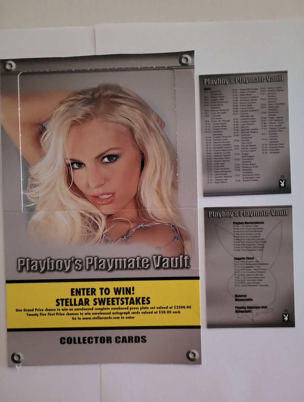 PLAYBOY 'S PLAYMATE VAULT Base Card Set