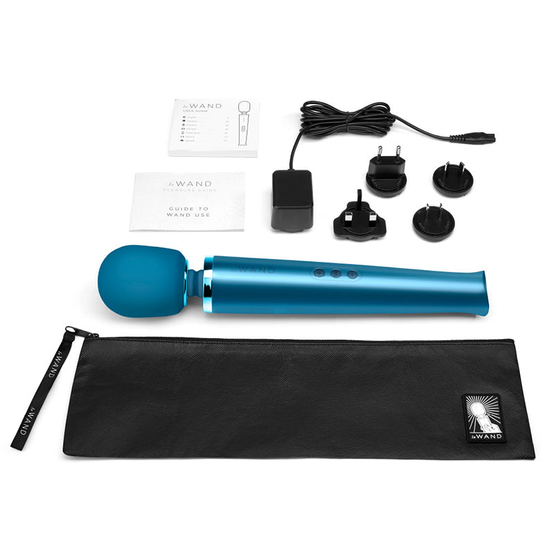 Le Wand Pacific Blue Wand Rechargeable