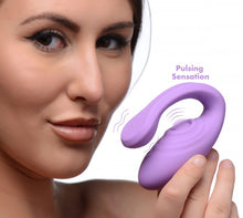 Load image into Gallery viewer, Inmi 7x Pulse Pro Pulsing Clit Stim Vibe W- Remote
