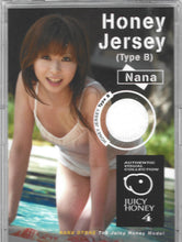 Load image into Gallery viewer, 2006 Juicy Honey 4 Nana Otone Honey Jersey Type B S/N 027/300
