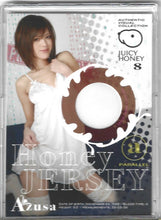 Load image into Gallery viewer, 2008 Juicy Honey 8 Azusa Itagaki Honey Jersey 113/200
