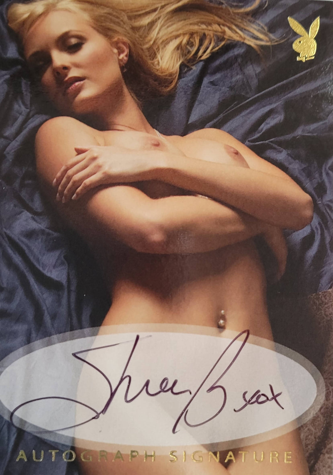 PLAYBOY'S COLLEGE GIRLS II GOLD AUTOGRAPH SIGNATURE SB2 SHERA BECHARD